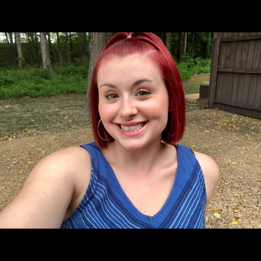 Meet your Posher, Madelyn